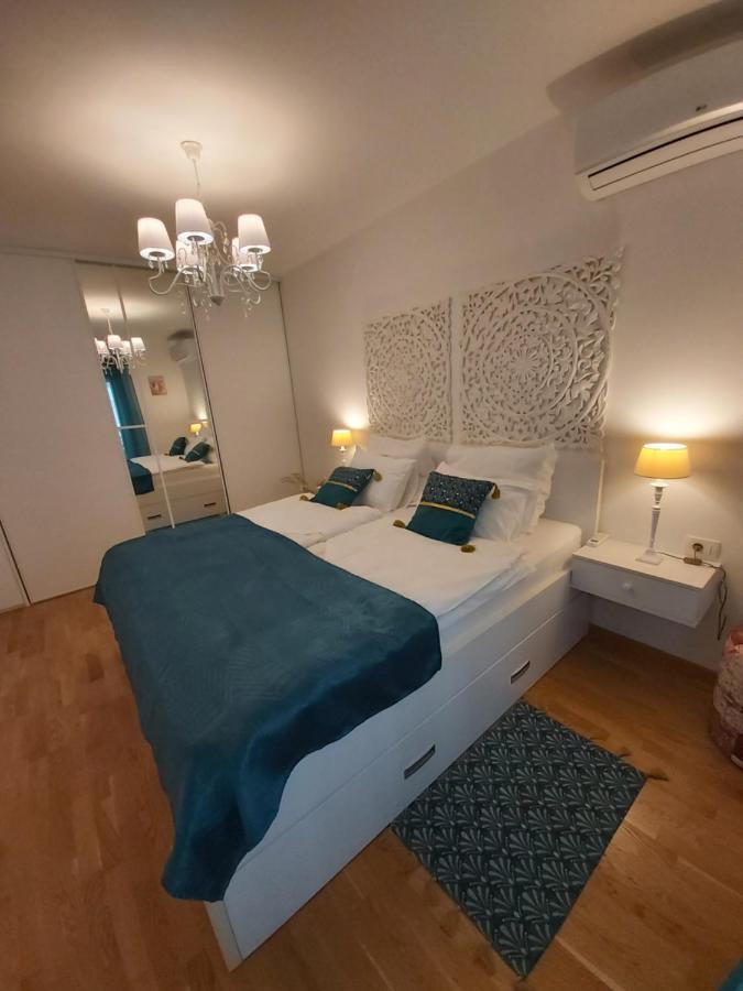 Beachfront Fontana 20 Budva Exterior photo